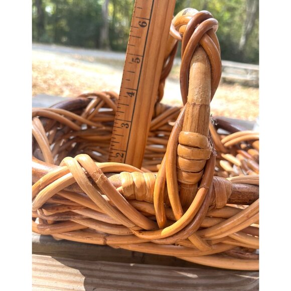 Vintage Woven Rattan Basket With Handle Rectangle Cottage Rustic - Picture 13 of 16